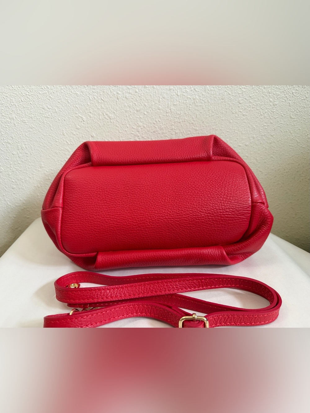 Red Italian Genuine Leather Handbag Top Handle Satchel Crossbody Bag Gold Tone - Picture 5 of 8